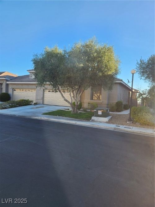 9238 Alpine Bliss St, Las Vegas, NV, 89123-2985 | Card Image