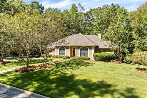 638 Woody Dr, Auburn, AL, 36832-3400 | Card Image