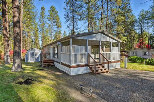 8900 S Mullen Hill Rd, Spokane, WA, 99224-9268 | Card Image