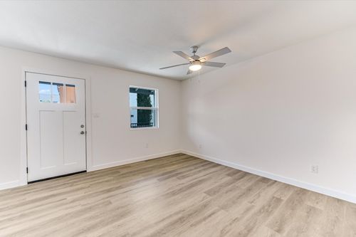 apt-103-3703 Harmon Ave, Austin, TX, 78705-1839 | Card Image