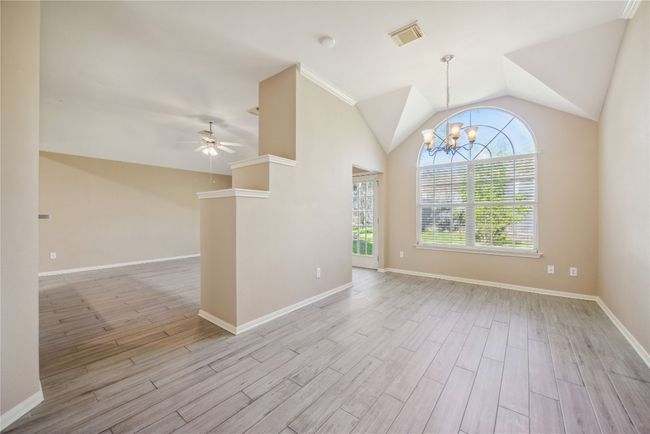 9120 Fainwood Ln, House other with 3 bedrooms, 2 bathrooms and 4 parking in Austin TX | Image 4