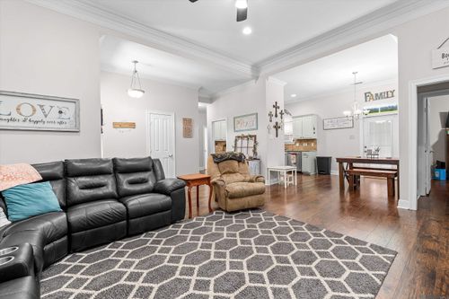 38683 Red Bud Ln, Denham Springs, LA, 70706-0479 | Card Image