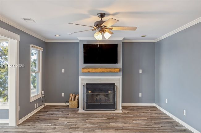 WOOD BURNING FIREPLACE | Image 38