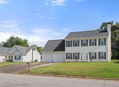 5407 Hundley Rd, Winston Salem, NC, 27106-8730 | Card Image