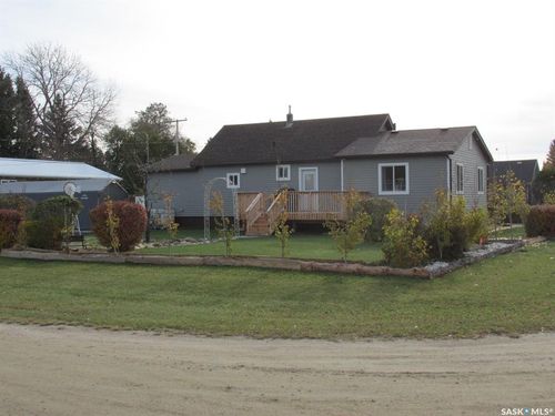 302 Rustad Ave, White Fox, SK, S0J3B0 | Card Image