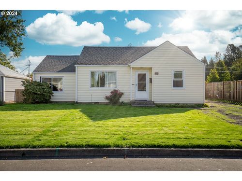 135 Maple Blvd, WoodVillage, OR, 97060 | Card Image