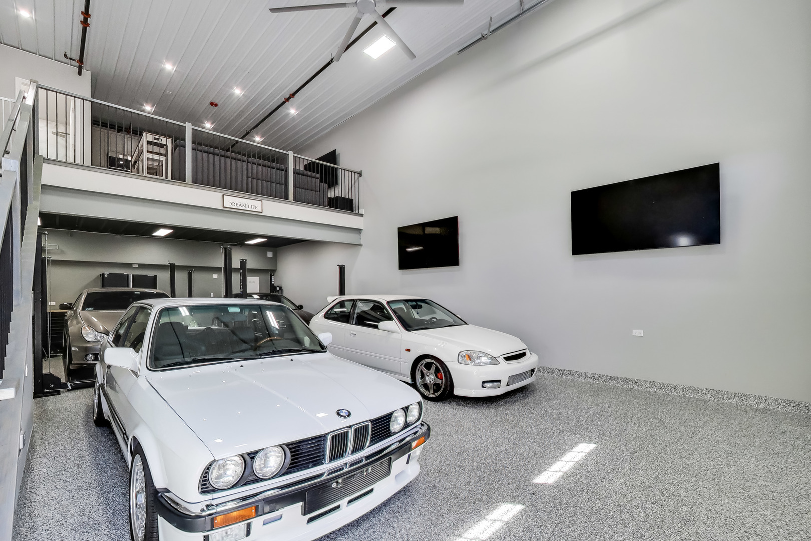 Commercial Sale in Naperville 2