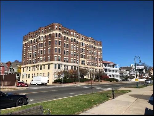 apt-203-285 Lynn Shore Dr, Lynn, MA, 01902-4915 | Card Image