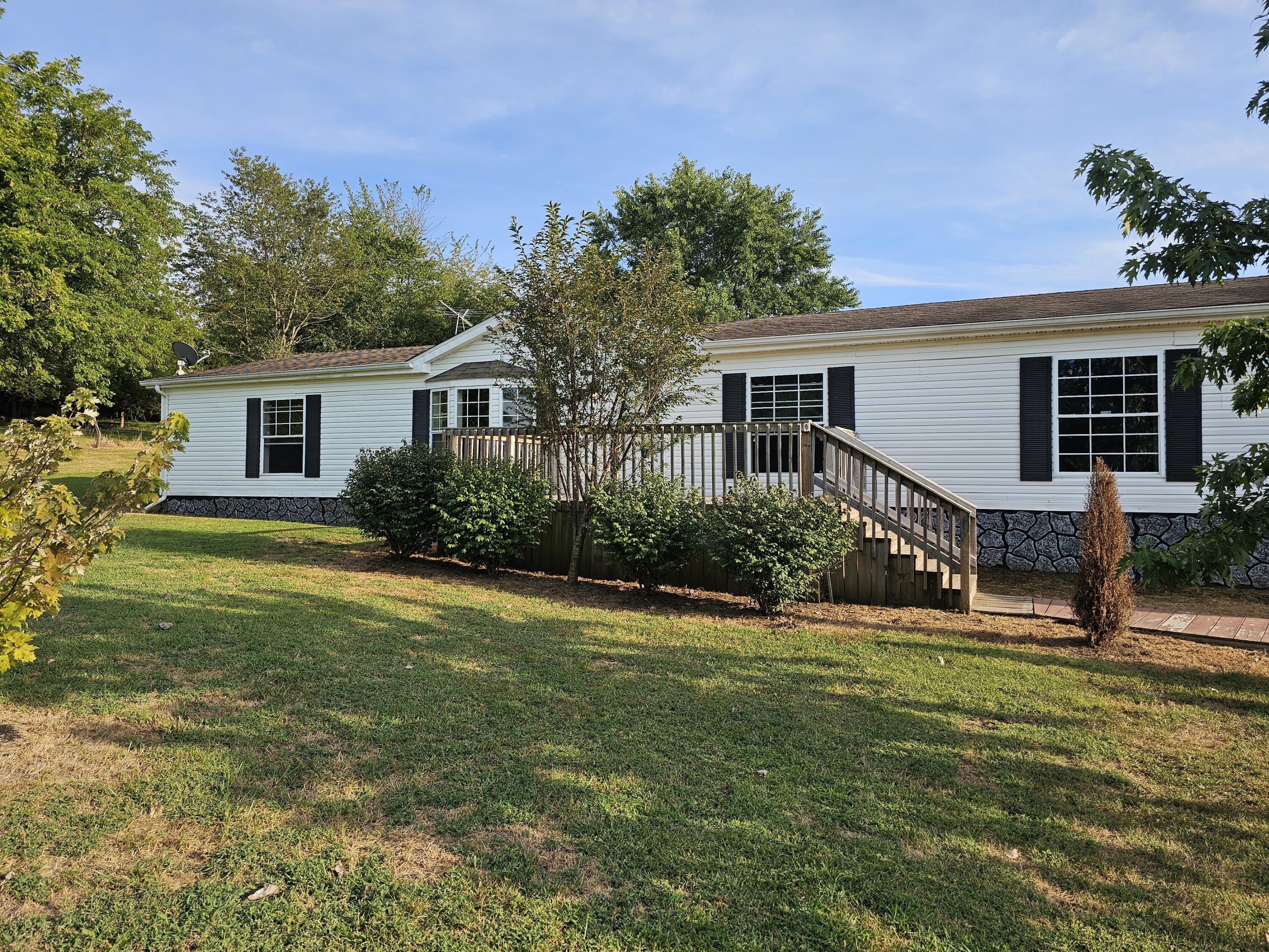 Farm Road 160 , Republic, MO 65738