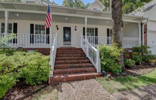 105 Little Creek Rd, Sherwood, AR, 72120-5832 | Card Image