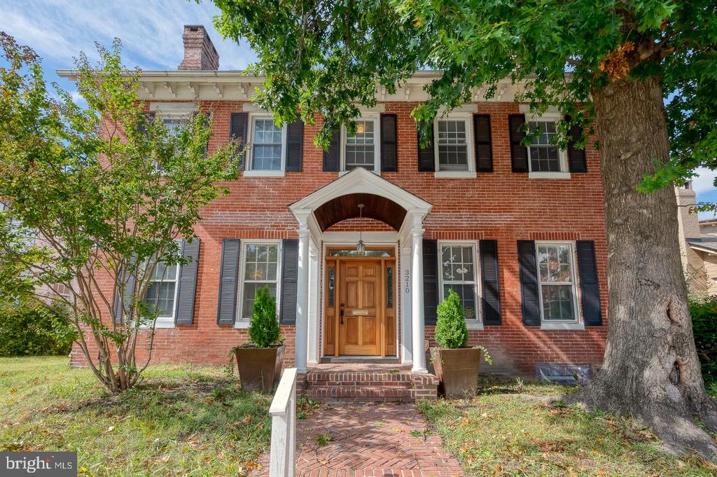 Residential Lease in BALTIMORE