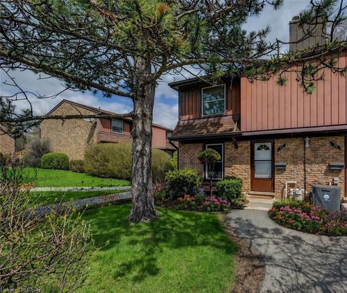 45-235 Ferguson Avenue, Cambridge, ON, N1R6G1 | Card Image