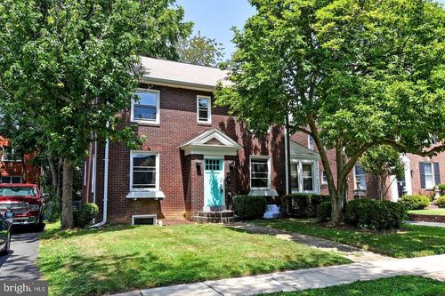 633 24th St S, ARLINGTON, VA, 22202-2525 | Card Image