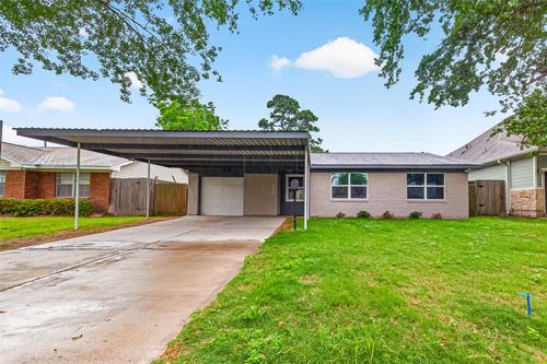 5210 Verdome Ln, Houston, TX, 77092-4226 | Card Image