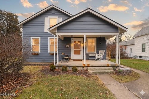 218 E John St, Maumee, OH, 43537-3344 | Card Image