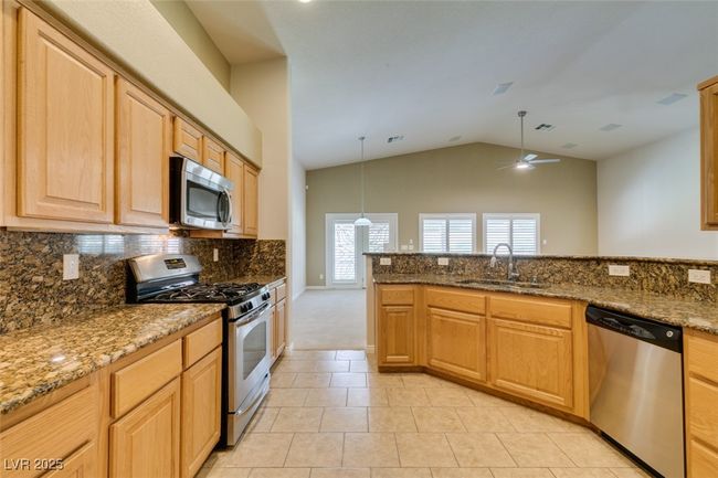 8204 Turbys Treehouse Pl, House other with 4 bedrooms, 3 bathrooms and null parking in Las Vegas NV | Image 25