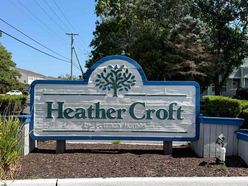 160 Heather Croft, Egg Harbor Township, NJ, 08234-4621 | Card Image