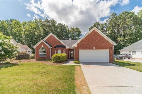 5010 Victoria Park Dr, Loganville, GA, 30052-3042 | Card Image
