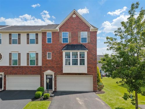 1009 Grey Fox Cir, Bridgeville, PA, 15017-3800 | Card Image