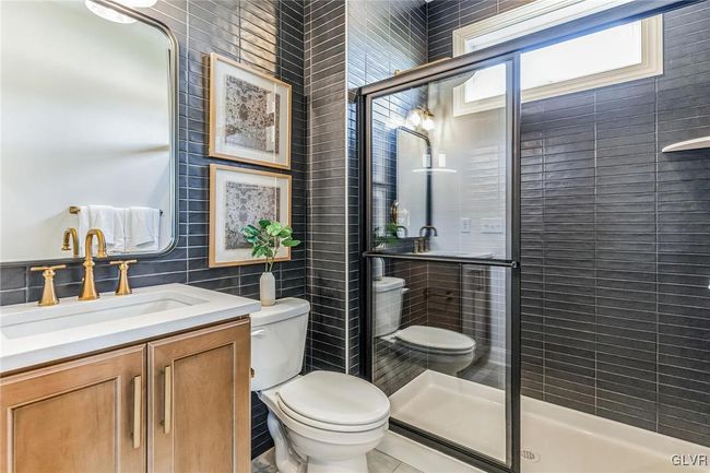 1st Floor Full Bath (optional) | Image 23