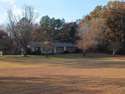 540 Willoughby Loop, Savannah, TN, 38372-6148 | Card Image