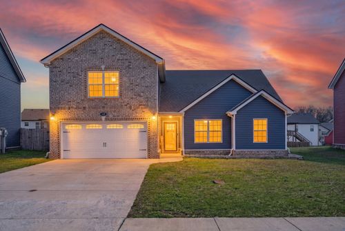 239 Dugger Dr, Clarksville, TN, 37042-2998 | Card Image