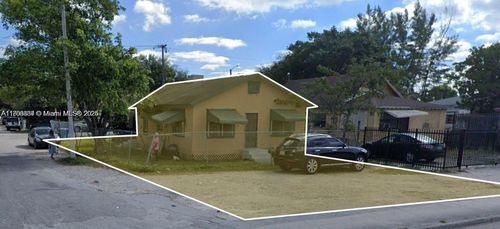 7560 Ne Miami Ct, Miami, FL, 33138-4334 | Card Image