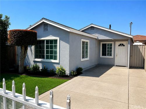 8215 Elburg St, Paramount, CA, 90723-2736 | Card Image