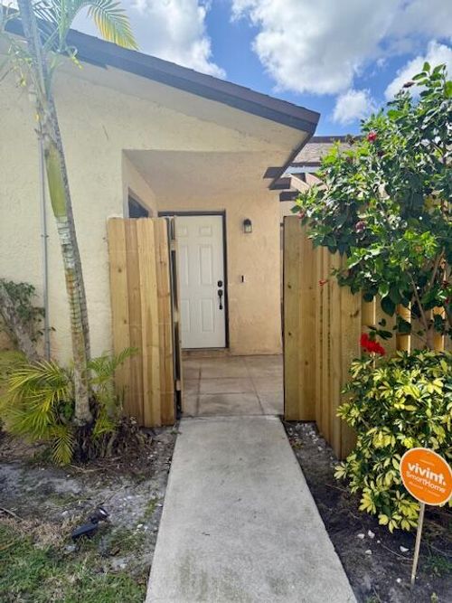 1803 Waterview Cir, Palm Springs, FL, 33461-6409 | Card Image