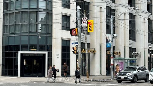 1503-den-801 Bay St, Toronto, ON, M5S1Y9 | Card Image