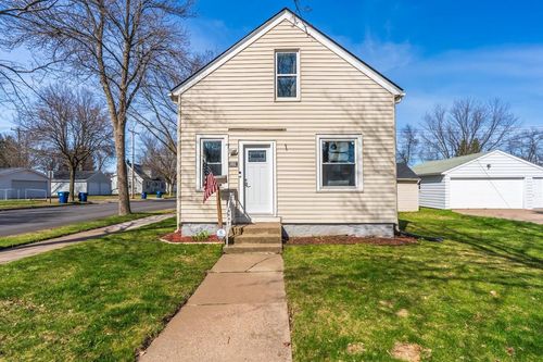 1002 N 9th Avenue, Wausau, WI, 54401 | Card Image