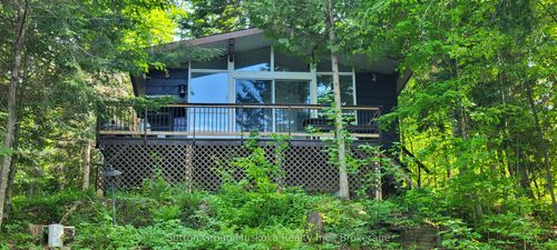 879 Relative Rd, Burks Falls, ON, P0A1C0 | Card Image