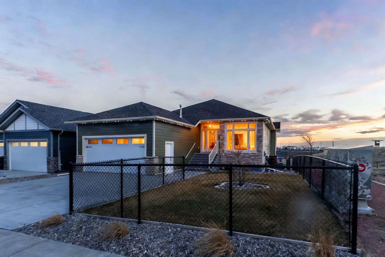 Residential in Coalhurst 3