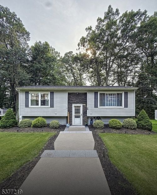 68 Leo Ave, Stanhope, NJ, 07874-2103 | Card Image