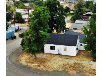 295 W Adams St, House other with 2 bedrooms, 1 bathrooms and 1 parking in Huntington OR | Image 1