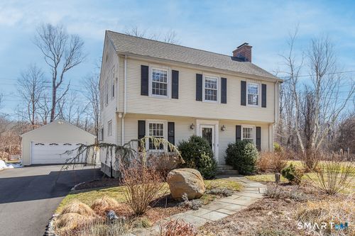 19 Beecher Rd, Woodbridge, CT, 06525-2007 | Card Image