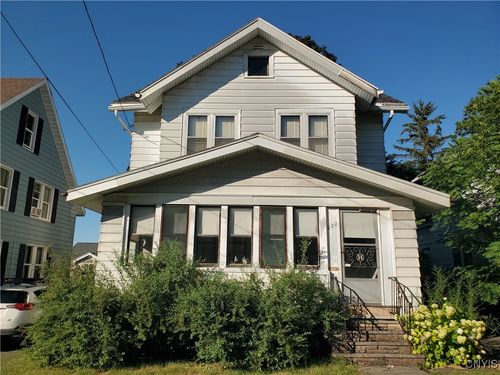 222 Maplehurst Ave, Syracuse, NY, 13208-2416 | Card Image