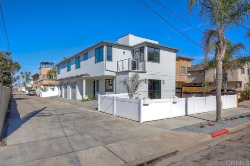 124 Donax Ave, Imperial Beach, CA, 91932-1815 | Card Image