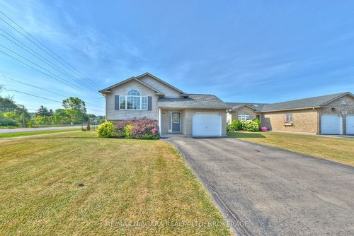 3881 Christina Crt, Ridgeway, ON, L0S1N0 | Card Image