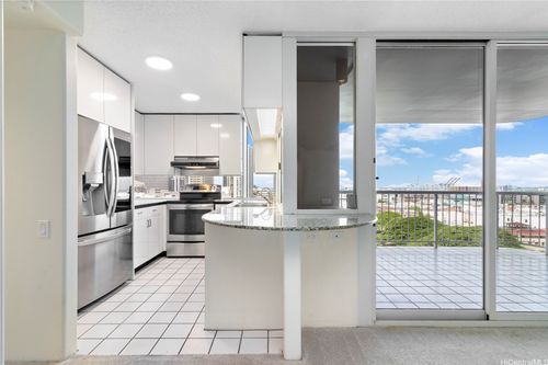 apt-1104-1212 Nuuanu Ave, Honolulu, HI, 96817-4025 | Card Image