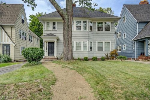 1-17611 Winslow Rd, Shaker Heights, OH, 44120-3429 | Card Image