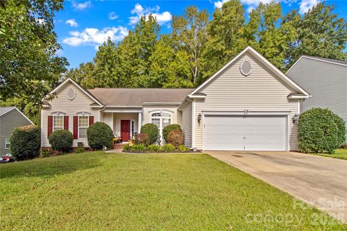 133 Flowering Grove Ln, Mooresville, NC, 28115-6991 | Card Image