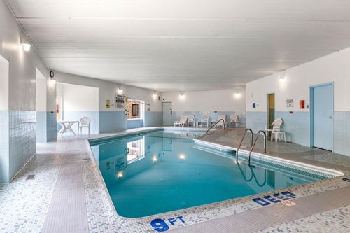 apt-227-2690 Oxford St N, Roseville, MN, 55113-2028 | Card Image
