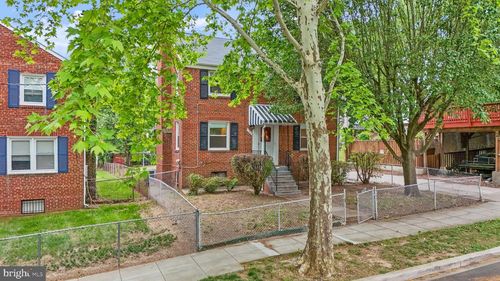 1711 Girard St Ne, WASHINGTON, DC, 20018-2050 | Card Image