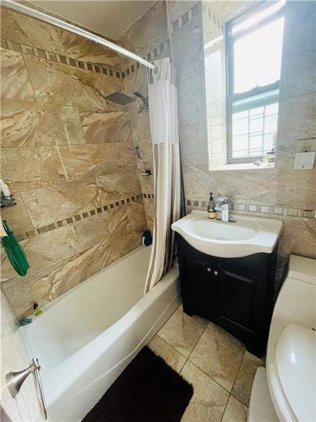 Full Bath2 | Image 5