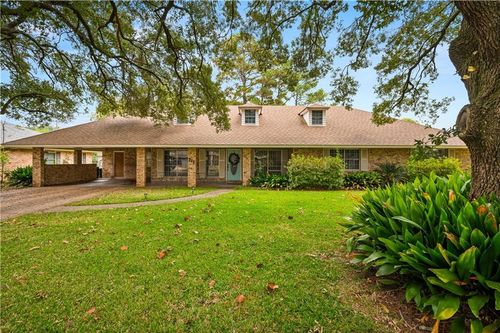 711 Tanglewood Dr, Alexandria, LA, 71303-3358 | Card Image