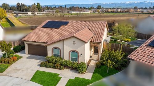804 S Simon St, Visalia, CA, 93292-3416 | Card Image