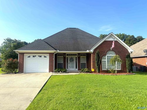 106 Lowes Blvd, Rainbow City, AL, 35906-3132 | Card Image