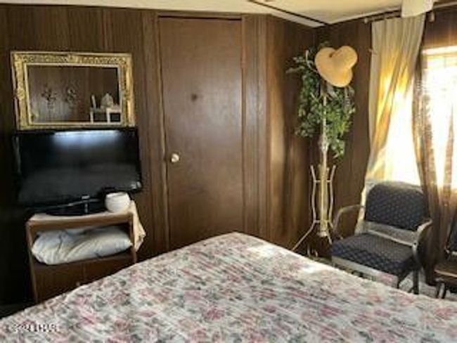70 N Emelia Ave, House other with 2 bedrooms, 2 bathrooms and null parking in Quartzsite AZ | Image 9