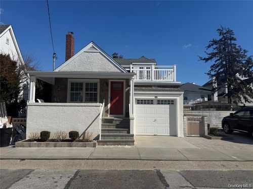 46 Clayton Ave, East Atlantic Beach, NY, 11561-1005 | Card Image